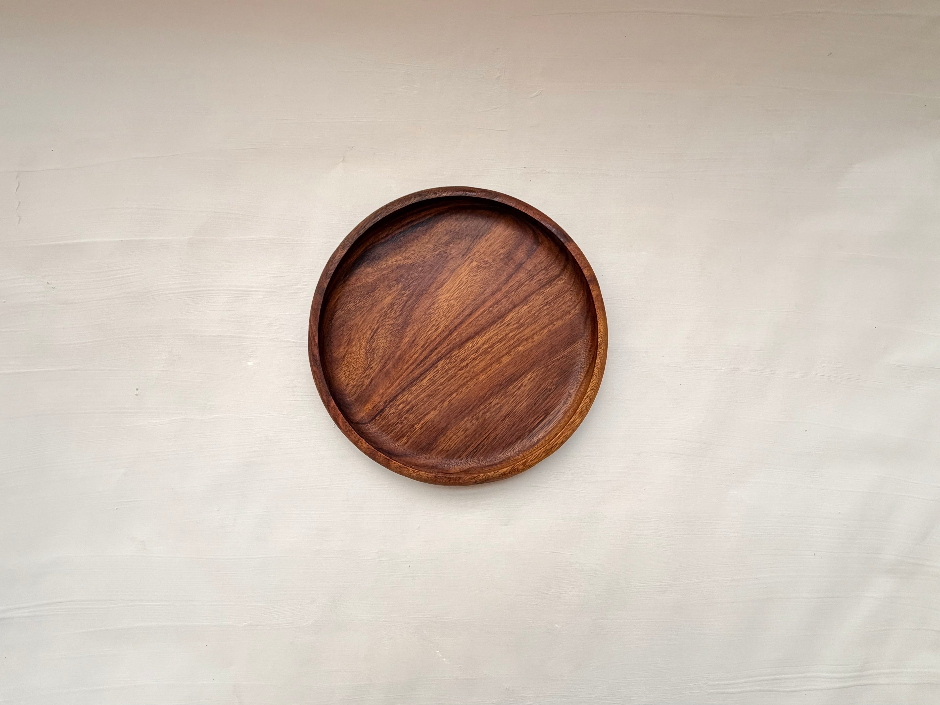 The Rounded Plates